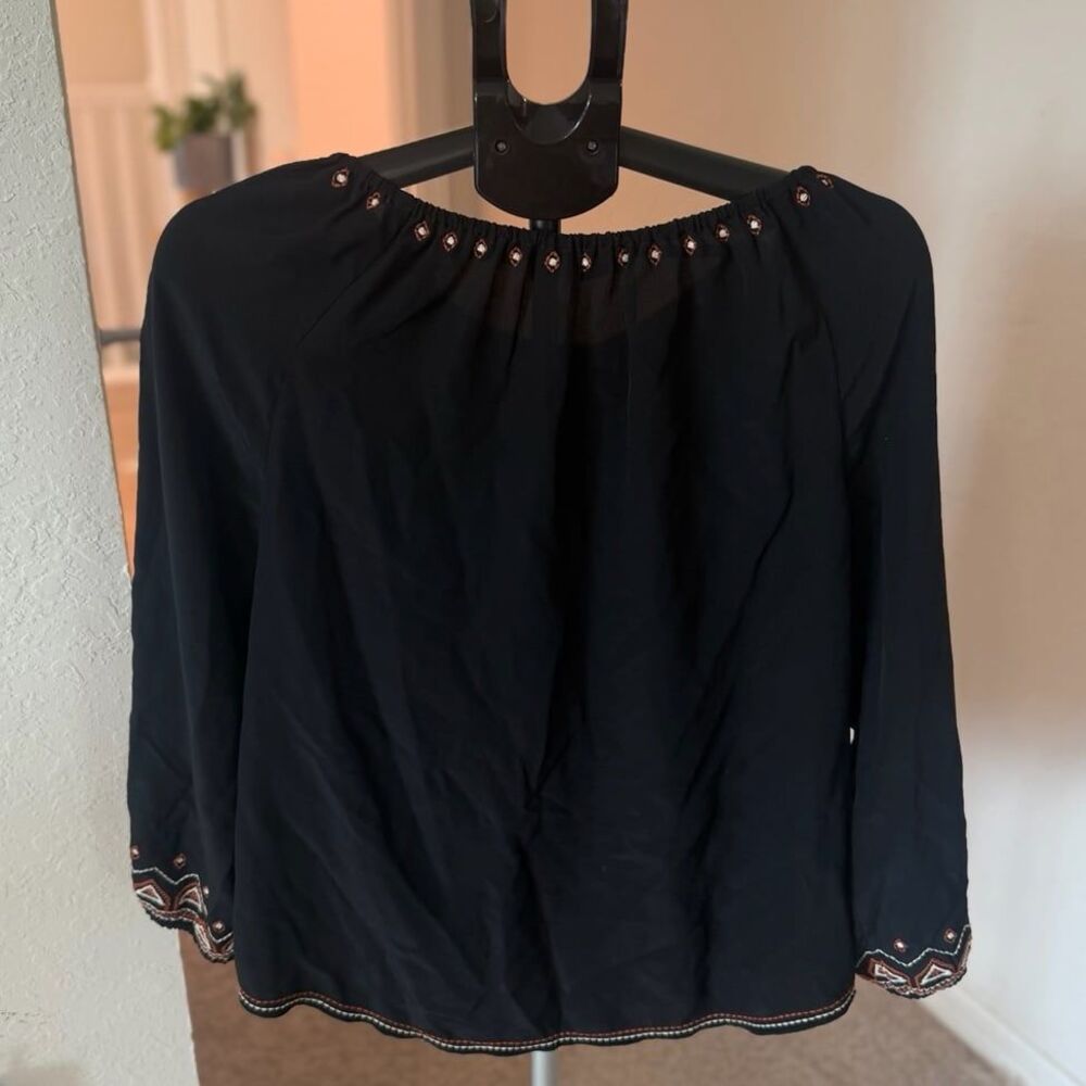 Tory Burch Jessie 100% Silk Off Shoulder Embroidered Blouse Women’s Size 8 - Picture 5 of 9